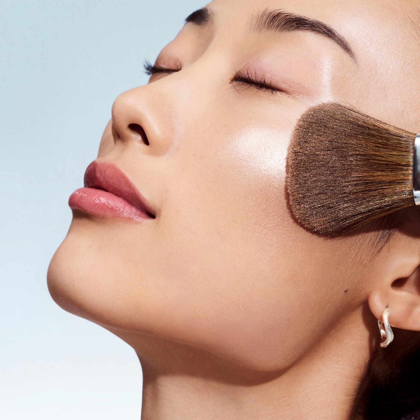Clinique True Highlight Weightless Illuminator Highlighter | Luminous Glow + Natural Radiance, Sunlit Copper