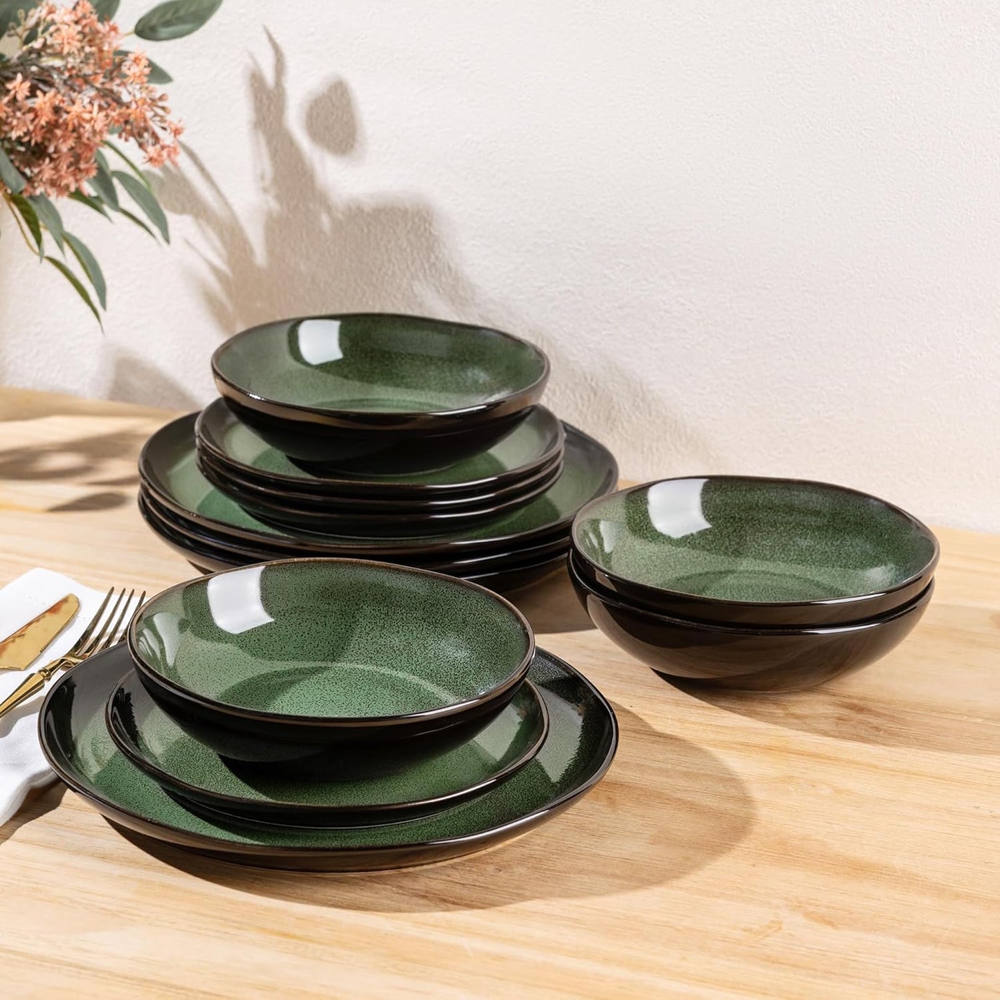 LeRatio Ceramic Dinnerware Sets for 4,Wavy Reactive Glaze Stoneware Plates and Bowls Sets,Highly Scratch Resistant | Dishwasher & Microwave,Oven Safe Dishes Set(12PCS)