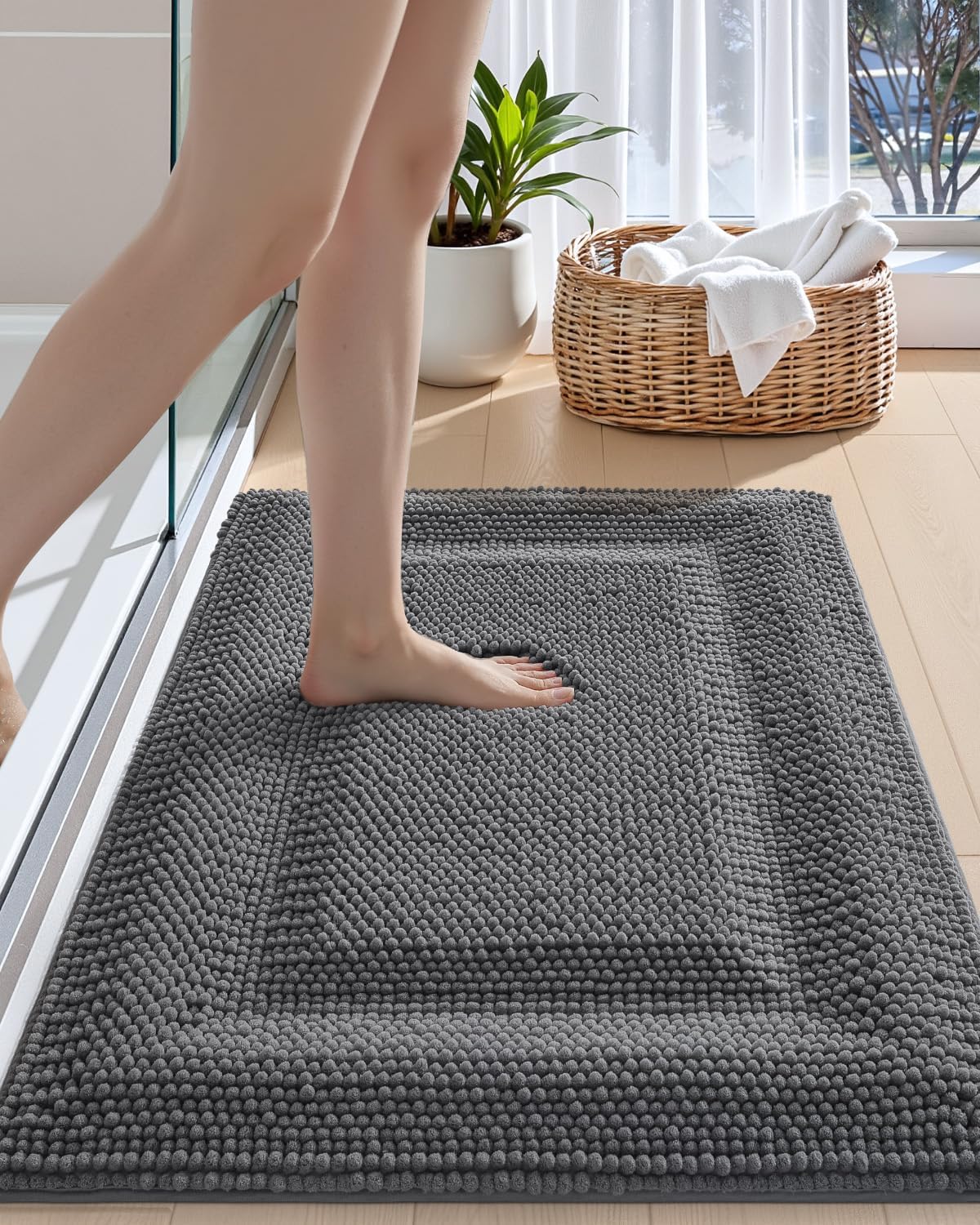 DEXI Bath Mats for Bathroom 24x36, Non Slip Washable Bathroom Rug, Thick Soft Chenille Absorbent Bathmat for Shower Floor, Fluffy Shaggy Carpet for Tub, Grey