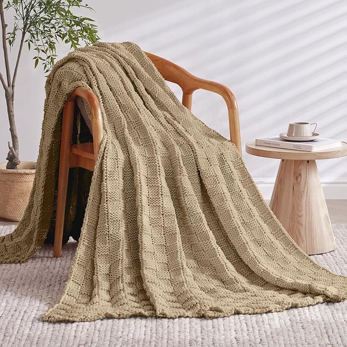Knitted Weighted Blanket for Adult, No Beads Heavy Blanket 50” x 60'' 10lbs, Breathable Chunky Knit Blanket, Cooling Weighted Blanket for Hot Sleepers, Christmas Home Decor (Camel)