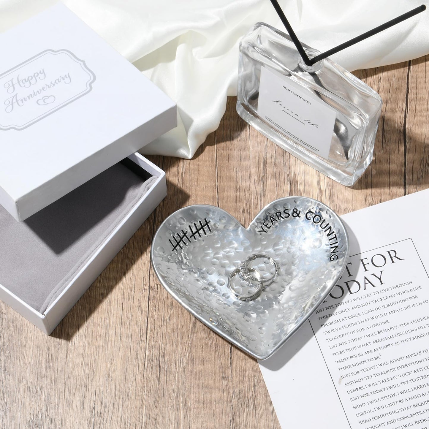 CEELGON 10 Year Wedding Anniversary Tin Gifts 10th Gifts Heart Jewelry Tray Engraved Aluminum Decorative Dish for Couple Him or Her