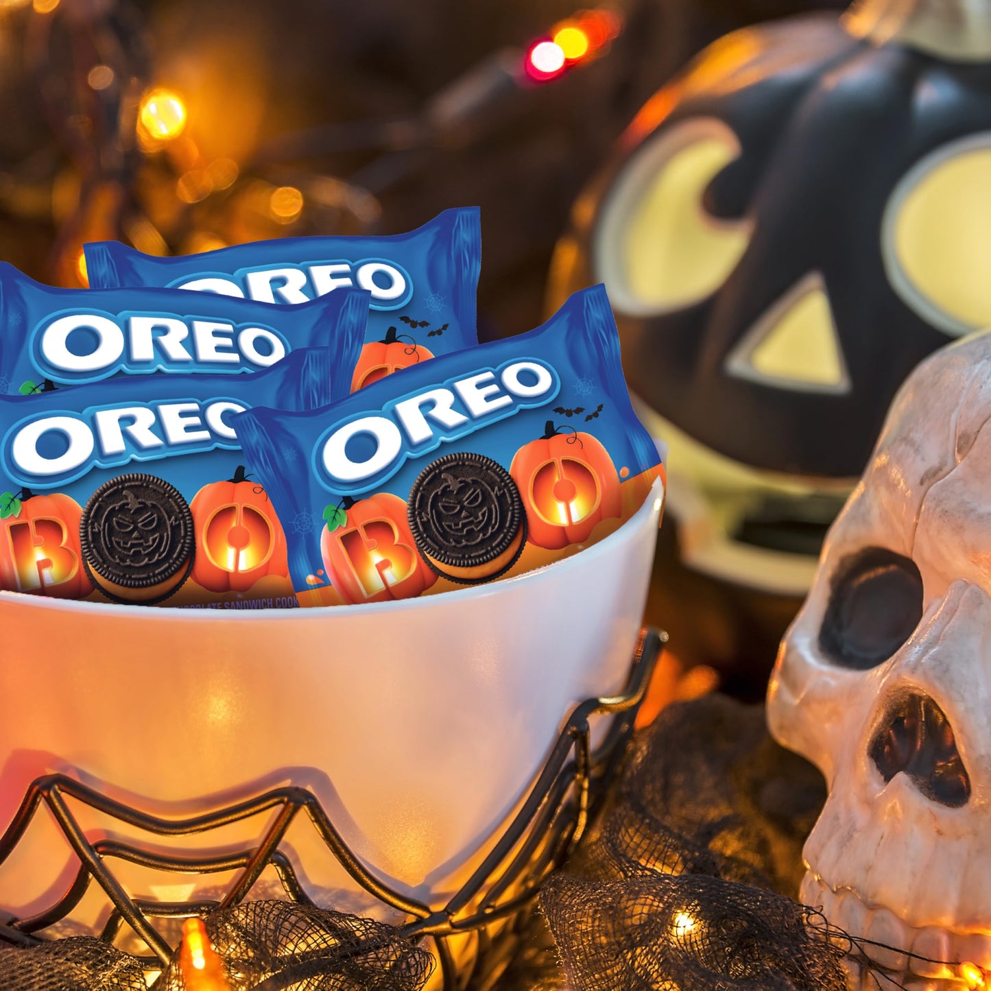 OREO Boo! Fall Treats Trick or Treat Halloween Cookies Variety Pack, 20 Snack Packs (2 Cookies Per Pack)