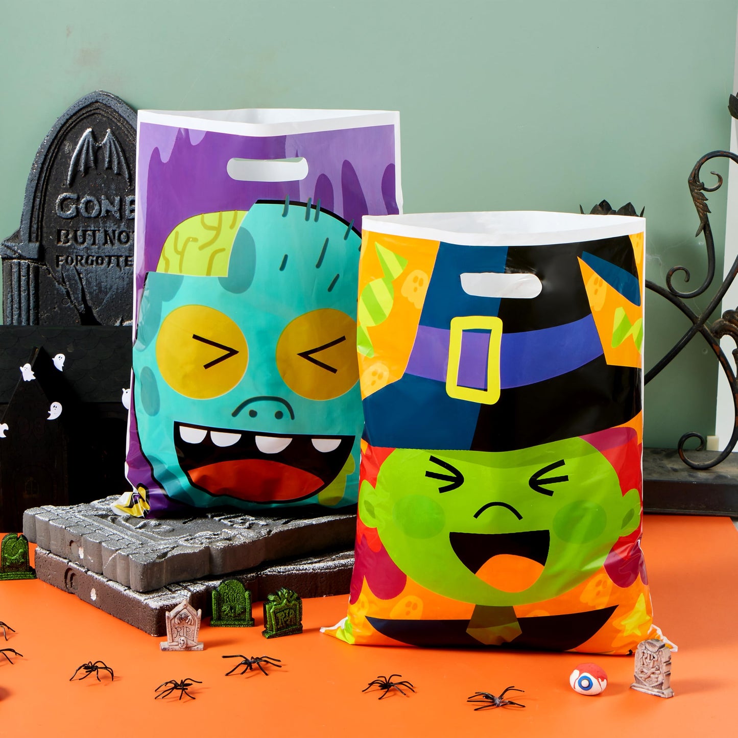 JOYIN 72 Pcs Halloween Goodie Bags with 6 Designed Characters, Trick or Treating Plastic Treat Bags for Kids Party Favors, Treats Party Supplies