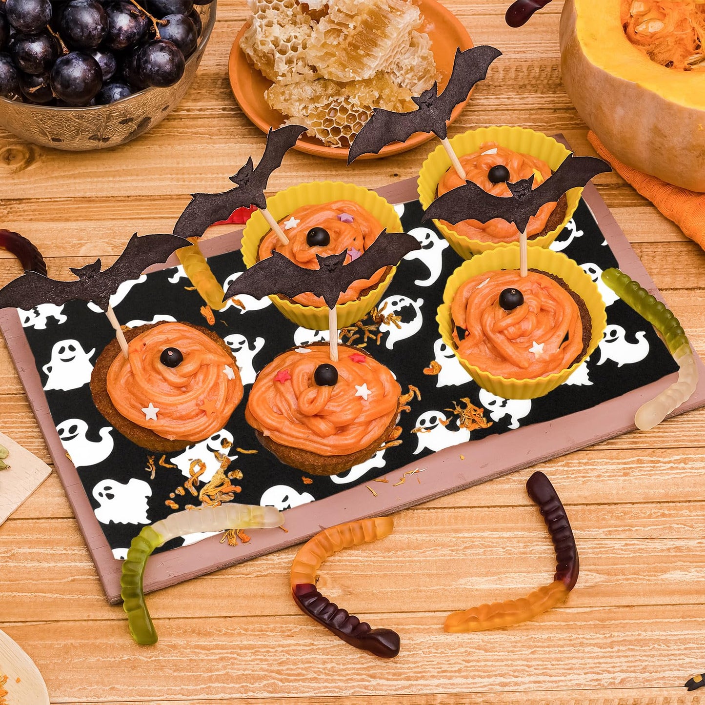 AnyDesign 150Pcs Halloween Wax Paper Sheet Black White Ghost Deli Paper Food Wrapping Paper Waterproof Oil Proof Paper Liners for Party Picnic Kitchen Baking Supplies, 8.3 x 9.8 Inch