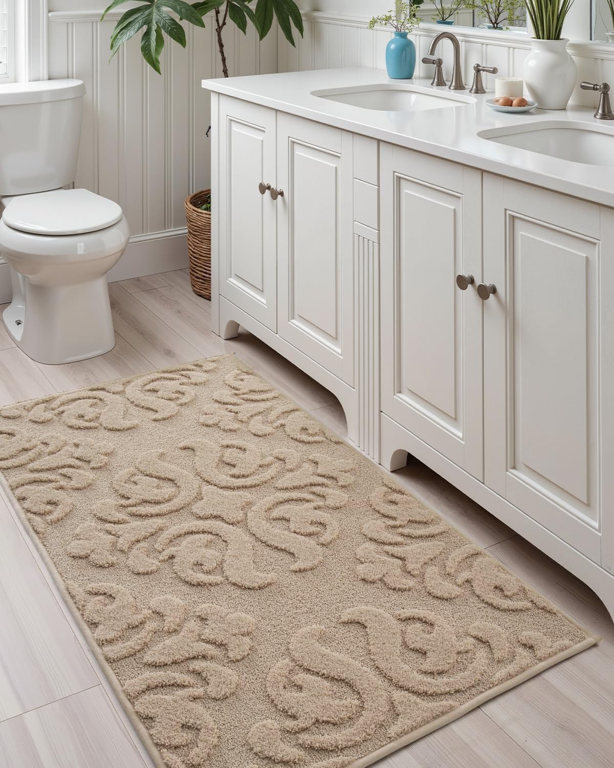 DEXI Bathroom Rug 24x36, Non Slip Washable Bath Mat for Shower Floor, Absorbent Soft Bathmat with Rubber Backing, Plush Fluffy Microfiber Floral Retro Carpet, Beige