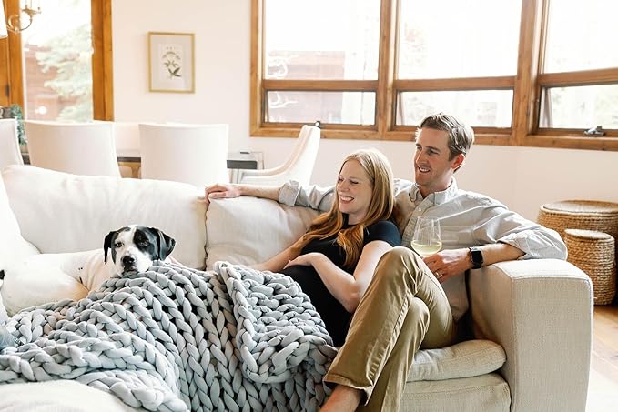 Nuzzie Chunky Knit Weighted Blanket - Breathable, Cooling, Hand Made Knit Throw Blanket for Sleep - Machine Washable, Stylish Design (Light Grey, Throw | 12lbs | 44"x60")