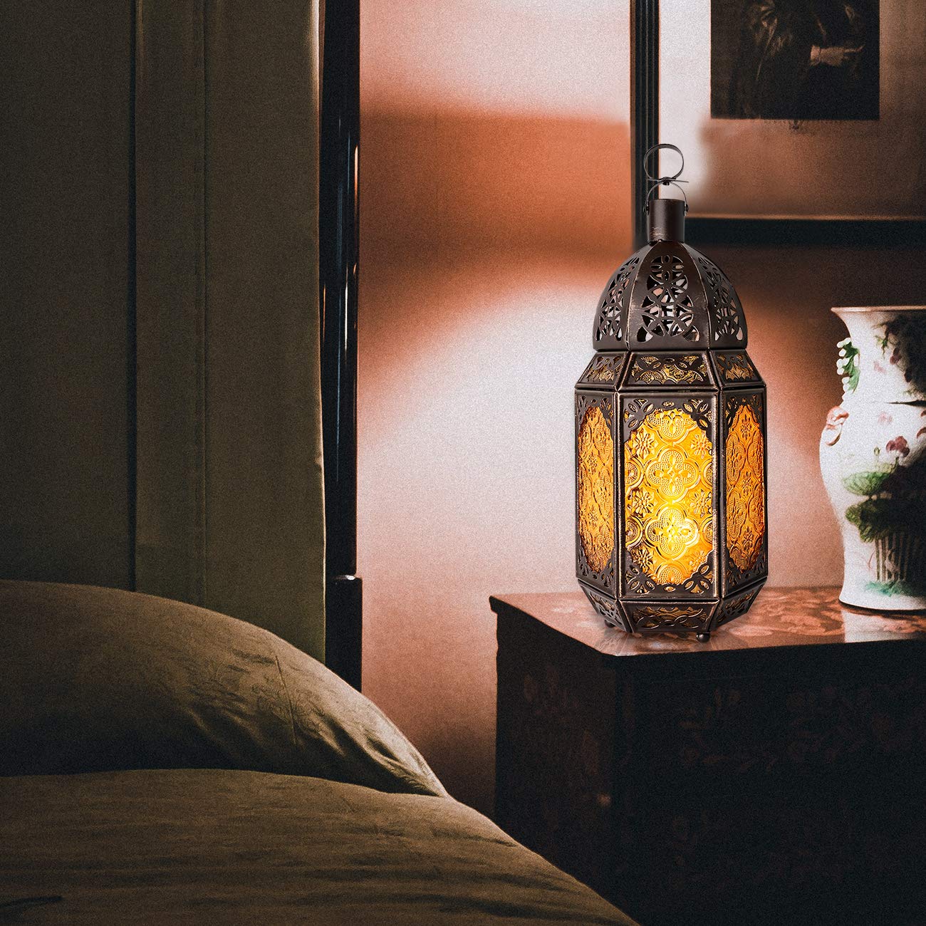 Lewondr Metal Glass Ramadan Candle Lantern, Moroccan Style Portable Candle Holder Pavilion Shape Bowl Bottom Decorative Hanging Lamp Wind Lantern Décor for Home Patio Balcony Garden - Copper + Yellow