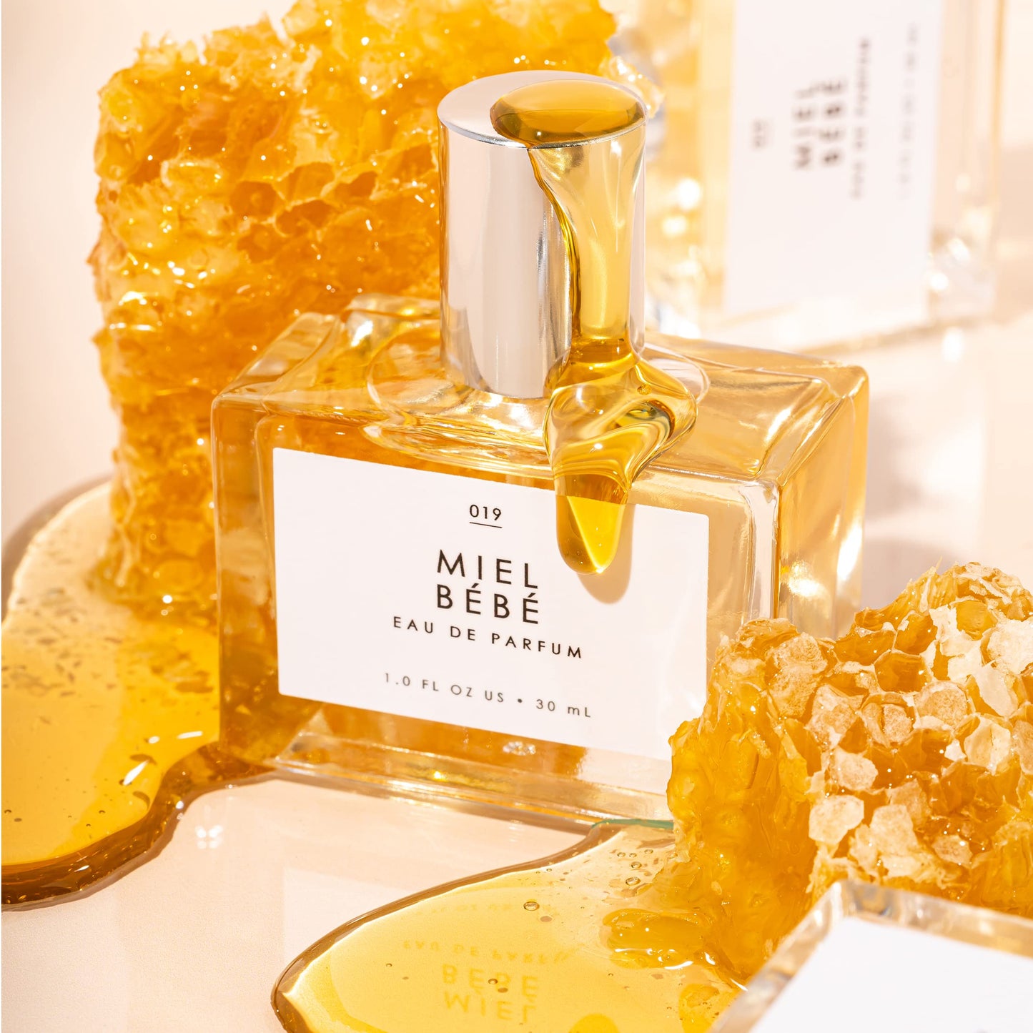 Le Monde Gourmand Miel Bébé Eau de Parfum - 1 fl oz (30 ml) - Praline, Sandalwood, Honey, Orange Perfume Notes