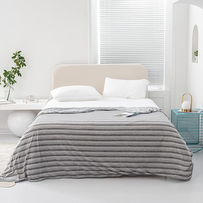 AmyHomie Cooling Blanket,90"x90"Queen Size,Summer Blankets with Double Sided Cold Effect, Arc-Chill Q-Max>0.5 Cool Fiber, Breathable Lightweight Blankets for Hot Sleepers Night Sweats