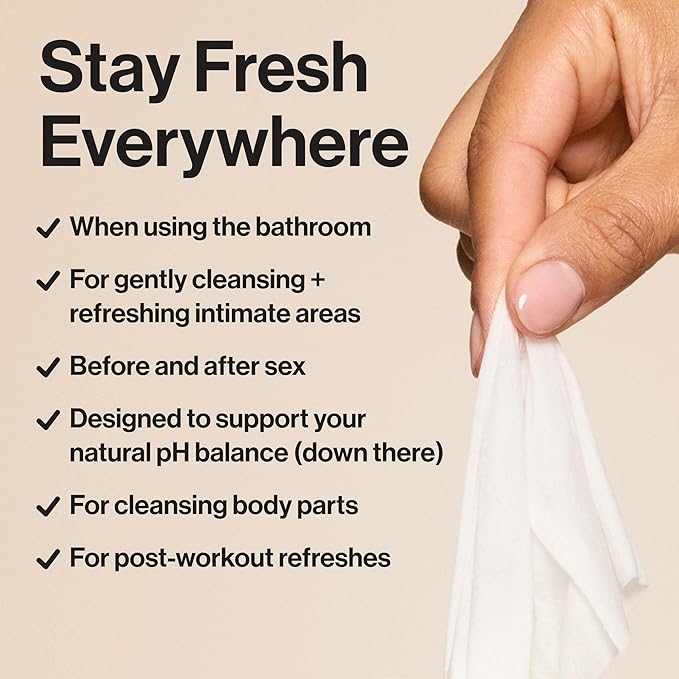 The Honest Company Flushable Wipes for Sensitive Skin | Fragrance Free, Hypoallergenic, 99% Water, Safe to Flush | pH Balanced Feminine Wipes | Tropical Leaves, 336 Count