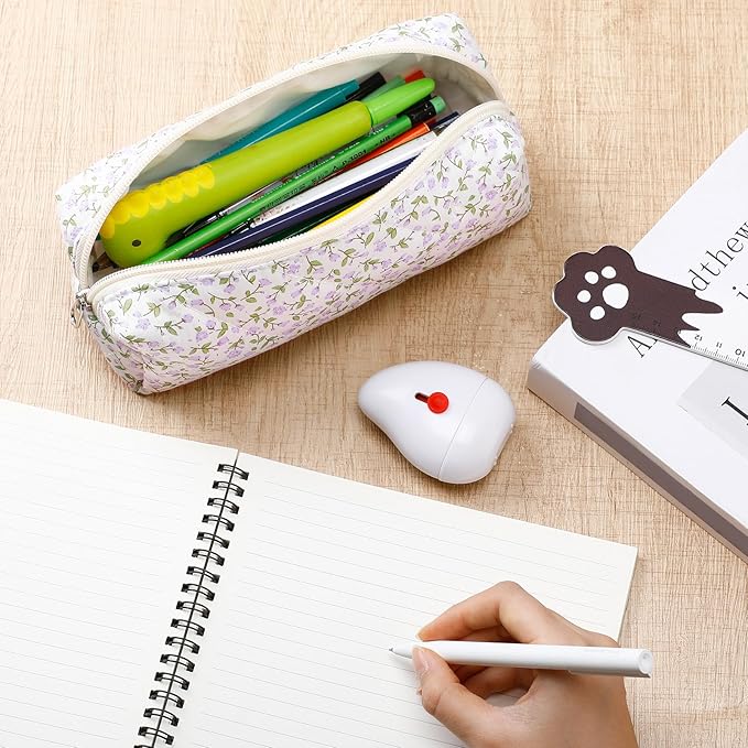 Paterr Aesthetic Floral Makeup Bag Travel Cosmetic Bag for Women Gift Christmas Portable Quilted Makeup Pouch Cotton Pencil Case Kawaii Cute Toiletry Organizer Case for Women Girls(Purple Floral)