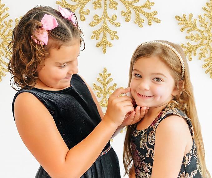 Klee Naturals Holiday Deluxe Mineral Makeup Kit. Gentle and Non-Toxic. Perfect for Kids and Tweens. Made in USA. (Festive Jingles)