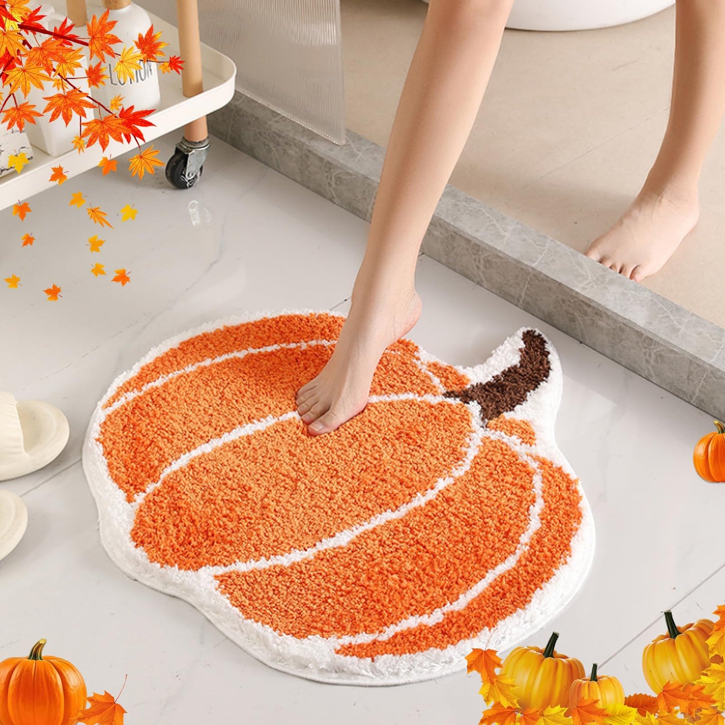Cute Bath Mat, Pumpkin Bath Mat Halloween Bathroom Decor Mat, Extra Soft Fluffy Absorbent Non-slip Bathtub Mat, Machine Washable Funny Pumpkin Shape Bath Rug for Shower Bedroom Door 24x24IN (Orange)