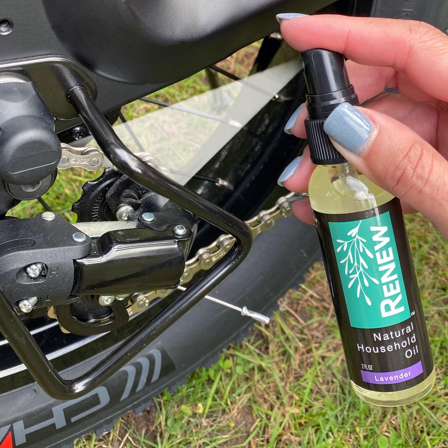 HōMPURE® Renew Natural Household Oil Lavender - Eco-Conscious All-Purpose Lubricant Spray with Lavender Scent for Doors, Hinges & Locks - Natural Penetrating Oil for Smooth, Long-Lasting Lubrication
