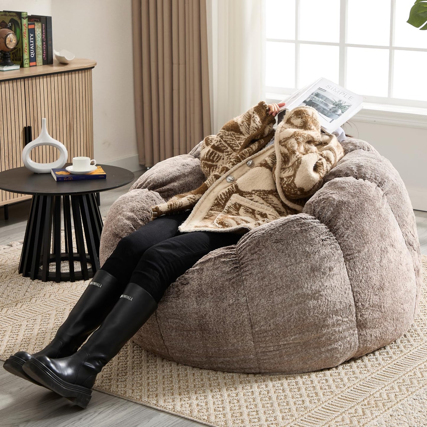 DUOMAY Giant Bean Bag Chair, Faux Fur Cozy Beanbag Chair for Adults, Kids, Round-Shaped Large Bean Bag Couch with Memory Foam for Living Room, Bedroom, Dorm, Brownish