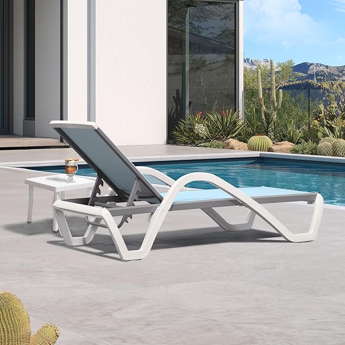 PURPLE LEAF Patio Chaise Lounge Chair Set Outside Aluminum Plastic Stackable Tanning Chairs with Armrests and Side Table for Pool Sunbathing Beach Deck Outdoor Lounger, Light Blue