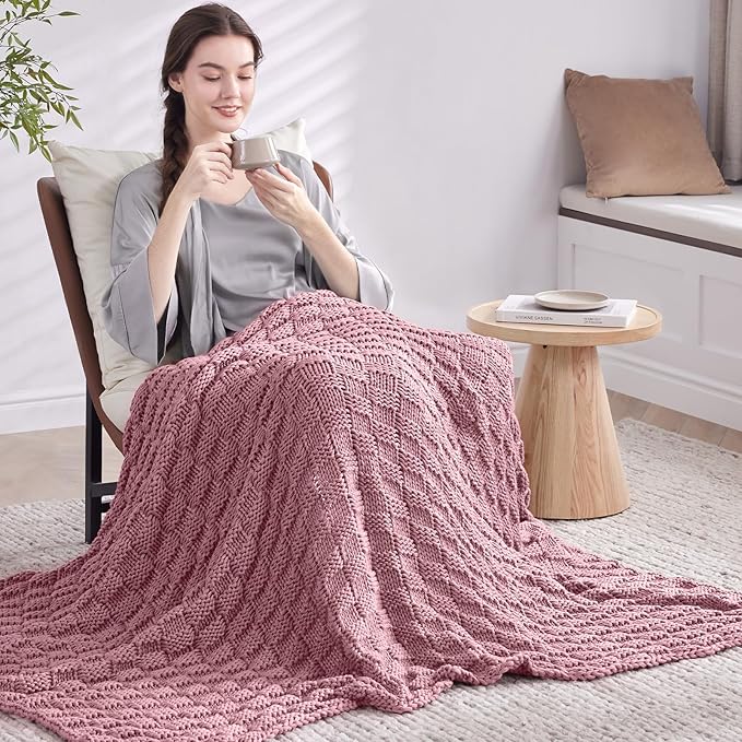 Knitted Weighted Blanket for Adult, No Beads Heavy Blanket 60” x 80'' 17lbs, Breathable Chunky Knit Blanket, Cooling Weighted Blanket for Hot Sleepers, Christmas Home Decor (Pink)