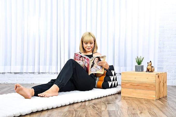 Leewadee Triangle Cushion – Comfortable Backrest for TV or Reading, Incline Pillow for Relaxing Made of Kapok, 20 x 13 x 13 inches, Black Orange