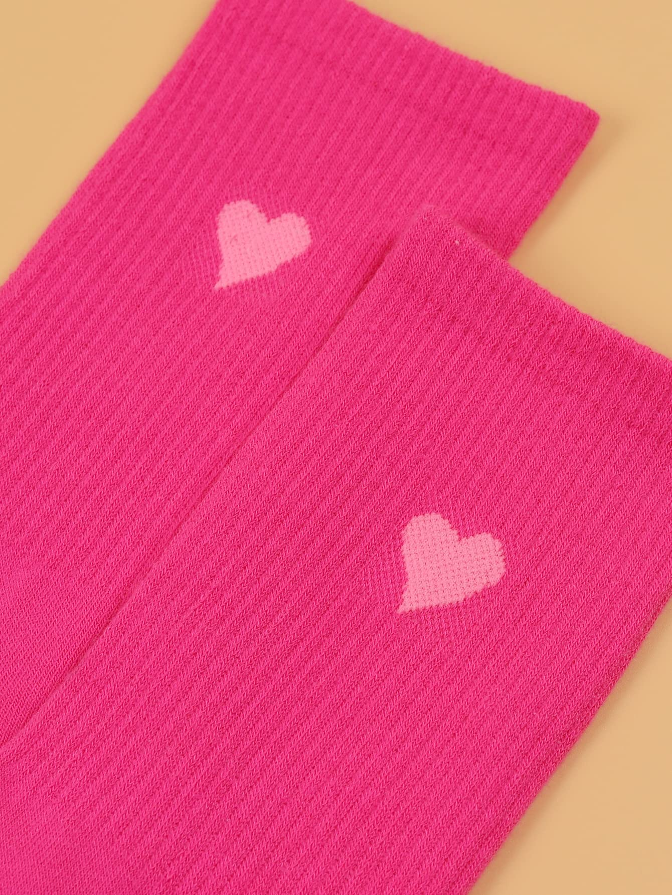 OYOANGLE Women's 1 Pairs Casual Heart Print Crew Socks Athletic Ankle Dress Socks Hot Pink one-size