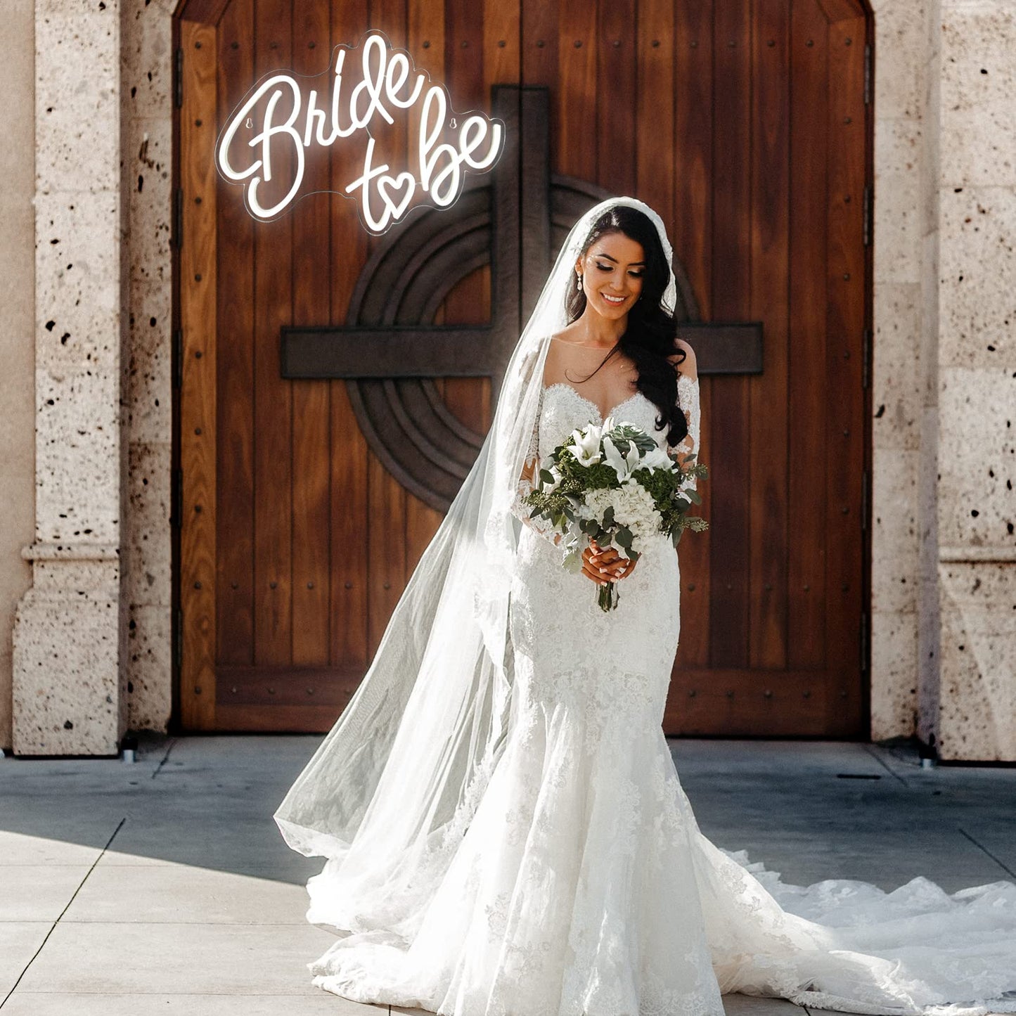 Bride to be Neon Sign, White LED Neon Light Signs USB Wedding Light Signs for Bridal Shower Bachelorette Engagement Party Backdrop with 15 Pcs Balloon