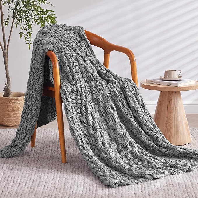 Knitted Weighted Blanket for Adult, No Beads Heavy Blanket 50” x 60'' 5lbs, Breathable Chunky Knit Blanket, Cooling Weighted Blanket for Hot Sleepers, Christmas Home Decor (Light Grey)