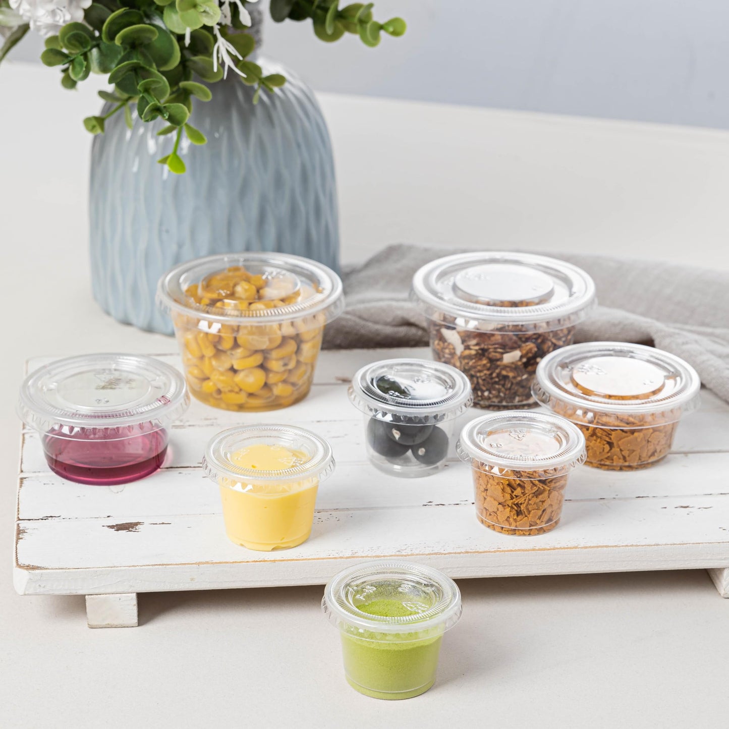 HOMIP 100Pack 4oz Disposable Plastic Portion Cups with Lids, Small Mini Sauce Cups for Portion Control, Salad Dressing Cups, Airtight and Stackable Condiment Cups for Party, Holiday and Daily Use