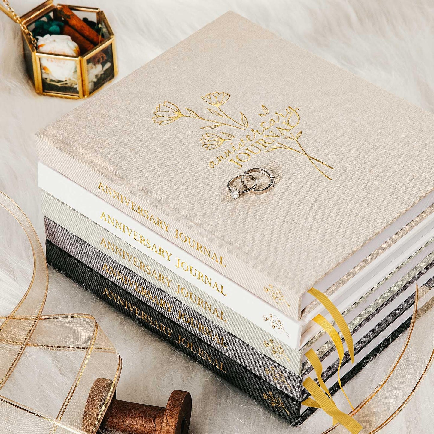 Lanpn Wedding Anniversary Journal Notebook - Linen First Year to 70th Anniversary Scrapbook Memory Book for Couples - Newlywed Marriage Journal Wedding Anniversary Book Gifts (Beige, 190 Pages)