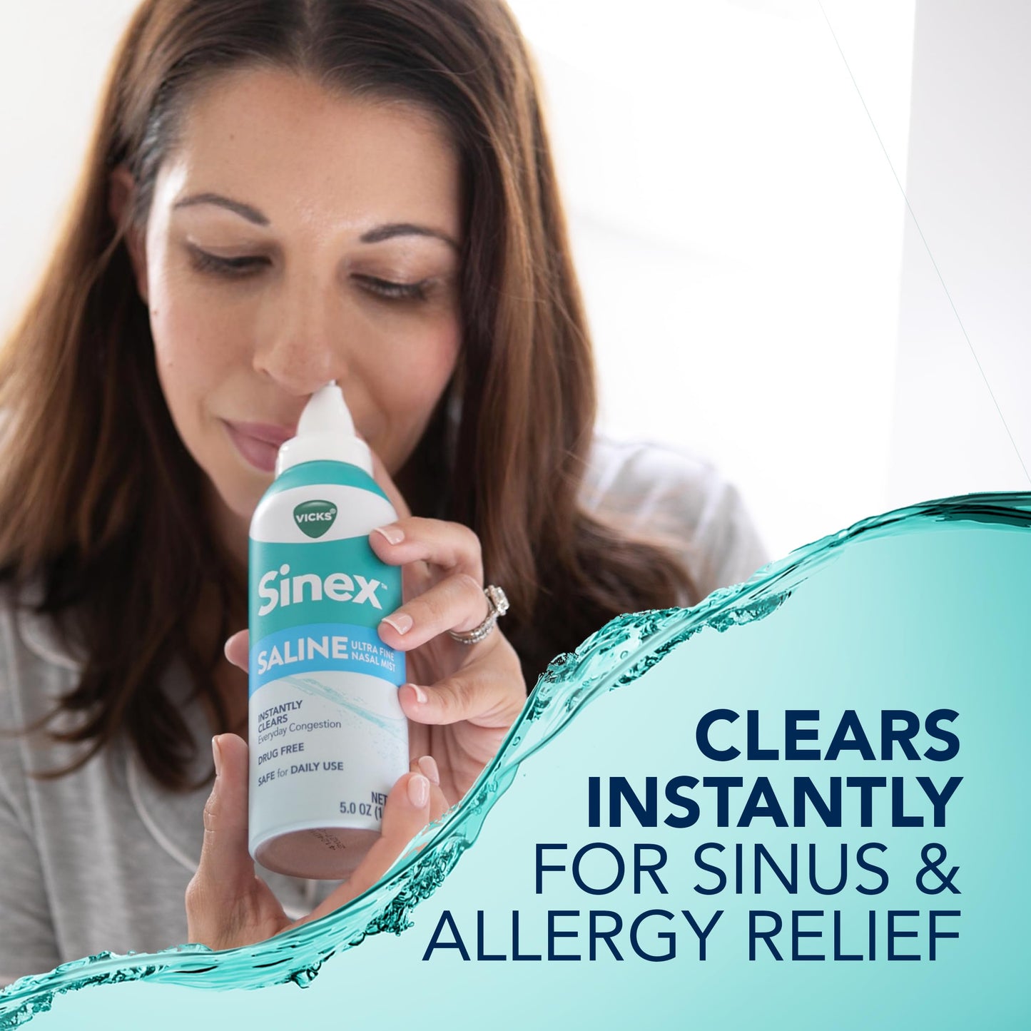 Vicks Sinex SALINE Nasal Spray, Drug Free Ultra Fine Mist, Clear Everyday Sinus Congestion Fast, Clear Mucus from a Cold or Allergy, Daily Use 5.0 fl oz x 2