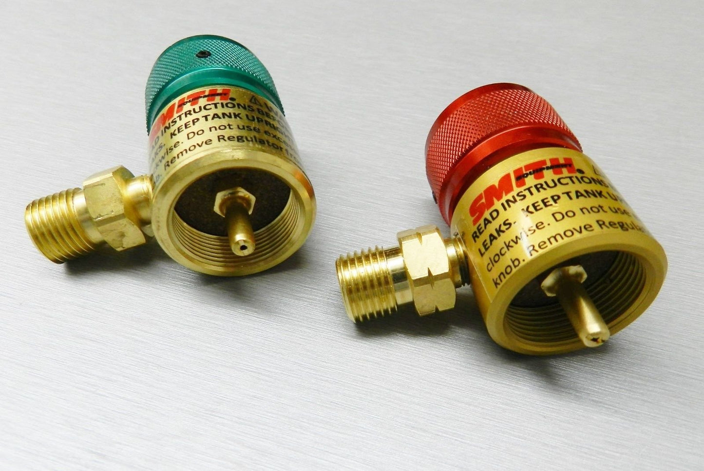 Smith Regulators Oxygen 249-499B and Smith 249-500 Gas for Disposable Cylinders