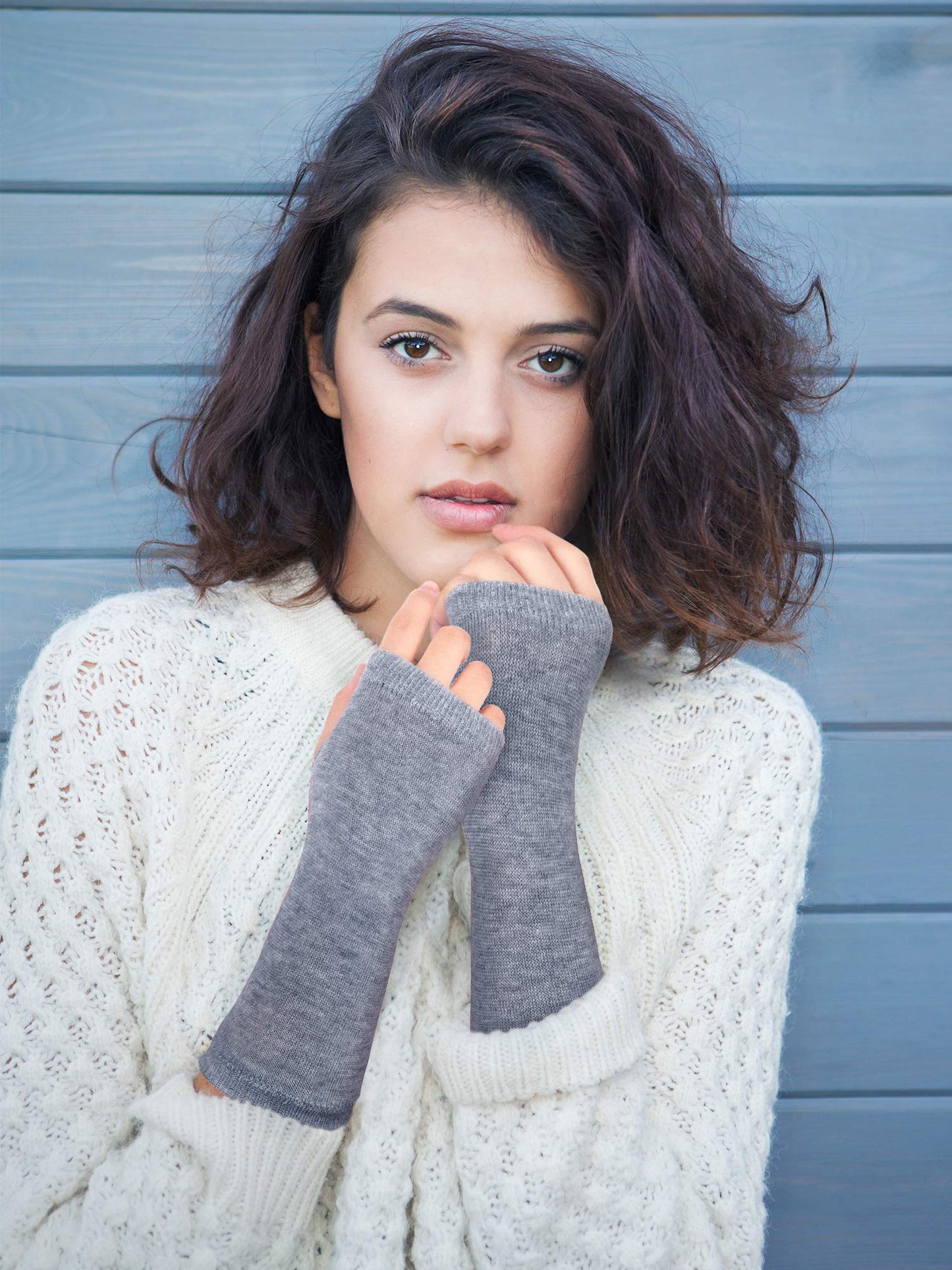SATINIOR 4 Pairs Cashmere Feel Wrist Fingerless Gloves with Thumb Hole Unisex Cashmere Warm Gloves