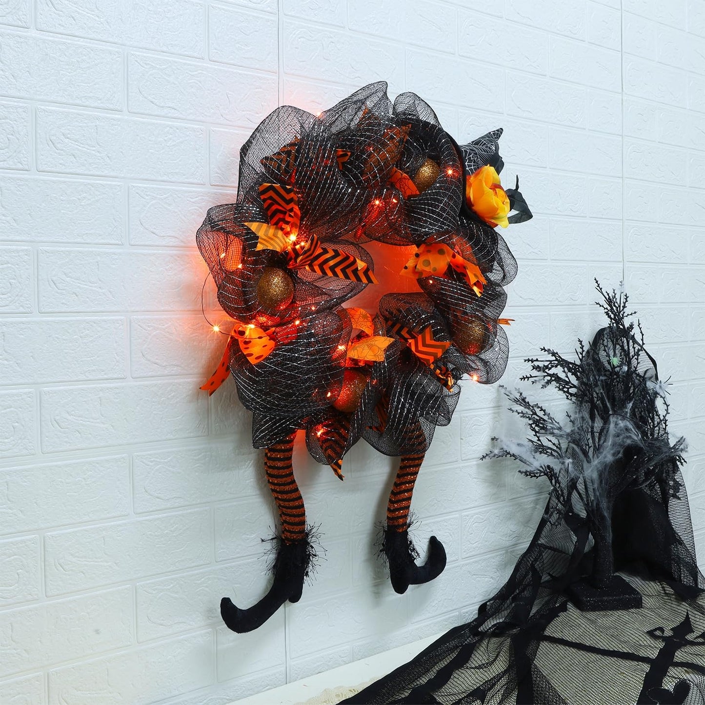 yosager Halloween Wreaths, Halloween Decorations Witch Hat and Legs Wreath, Lighted with 30 LED Orange Lights, Front Door Wall Light up Wreath Ornaments Holiday Party Thanksgiving Decor