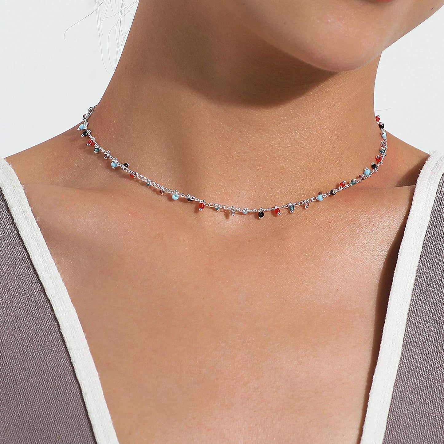 FUTIMELY Bohemia Green Beaded Beads Choker Necklace for Women,Simple Fresh Green Beaded Square Round Bead Choker Necklace (Silve