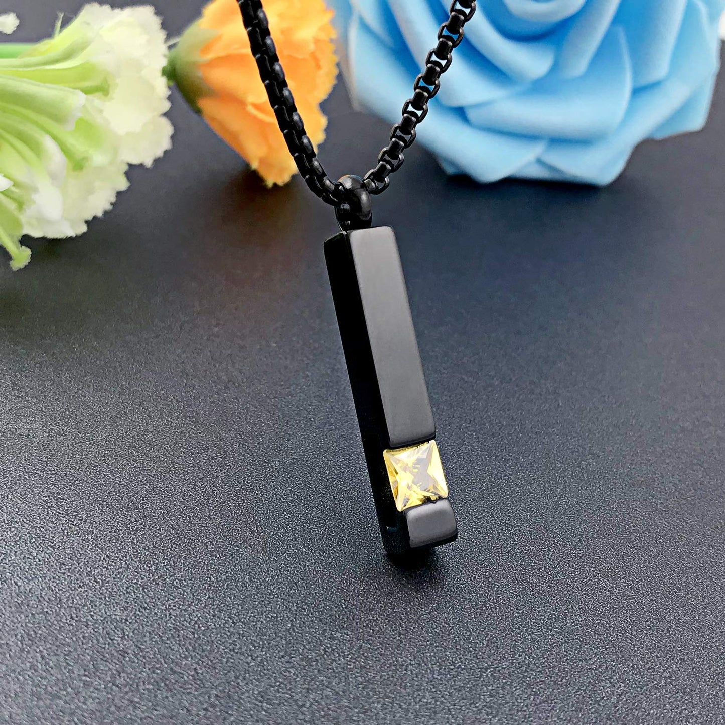 YOUFENG Urn Necklaces for Ashes Birthstone Cube Urns for Human Ashes Memorial Cremation Urn Locket Keepsake Ashes Jewelry (Novem