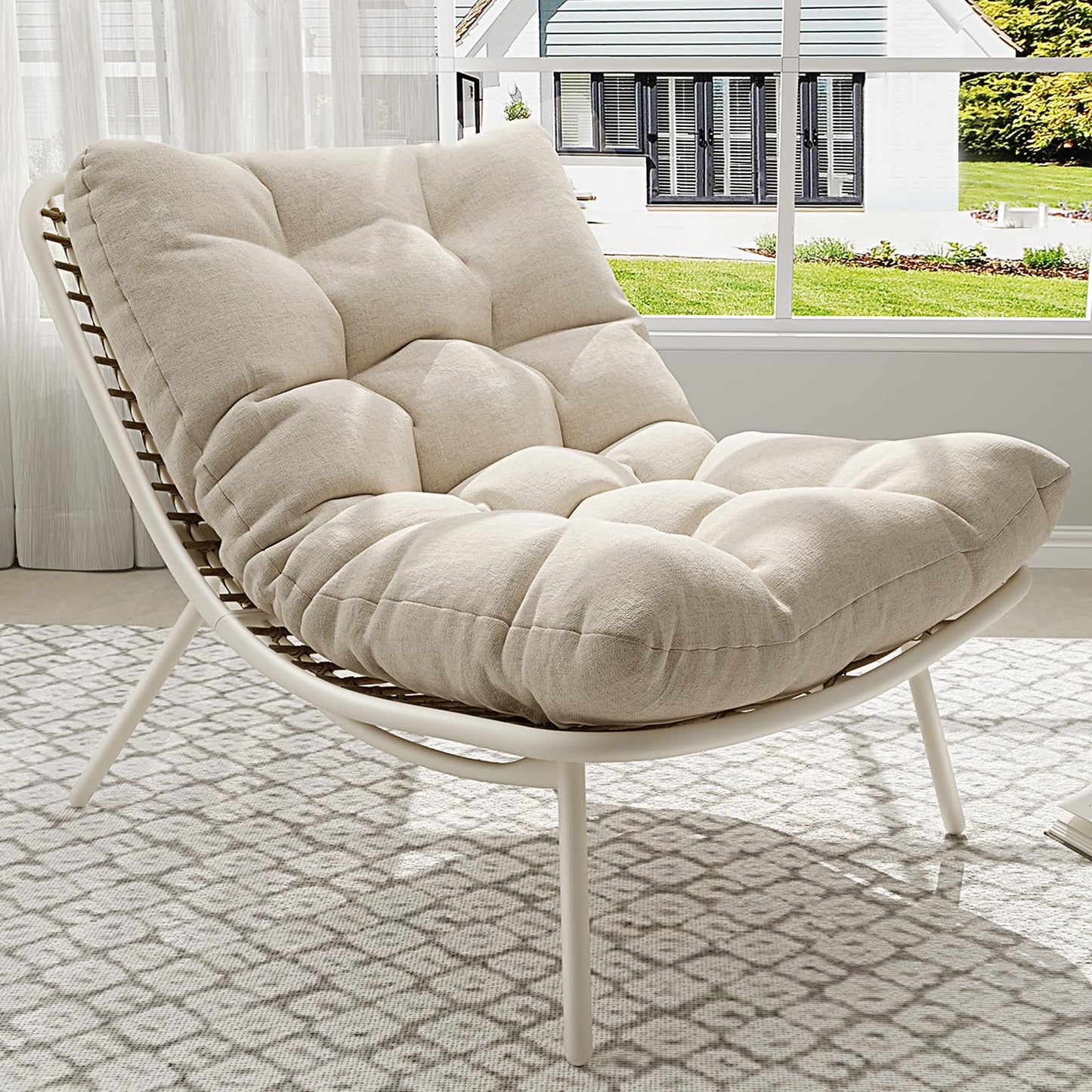 SWITTE Wicker Chaise Lounge Chair, Outdoor Papasan Recliner with Thick Cushion, Low Seat Patio Chair for Balcony, Backyard, Poolside - Beige