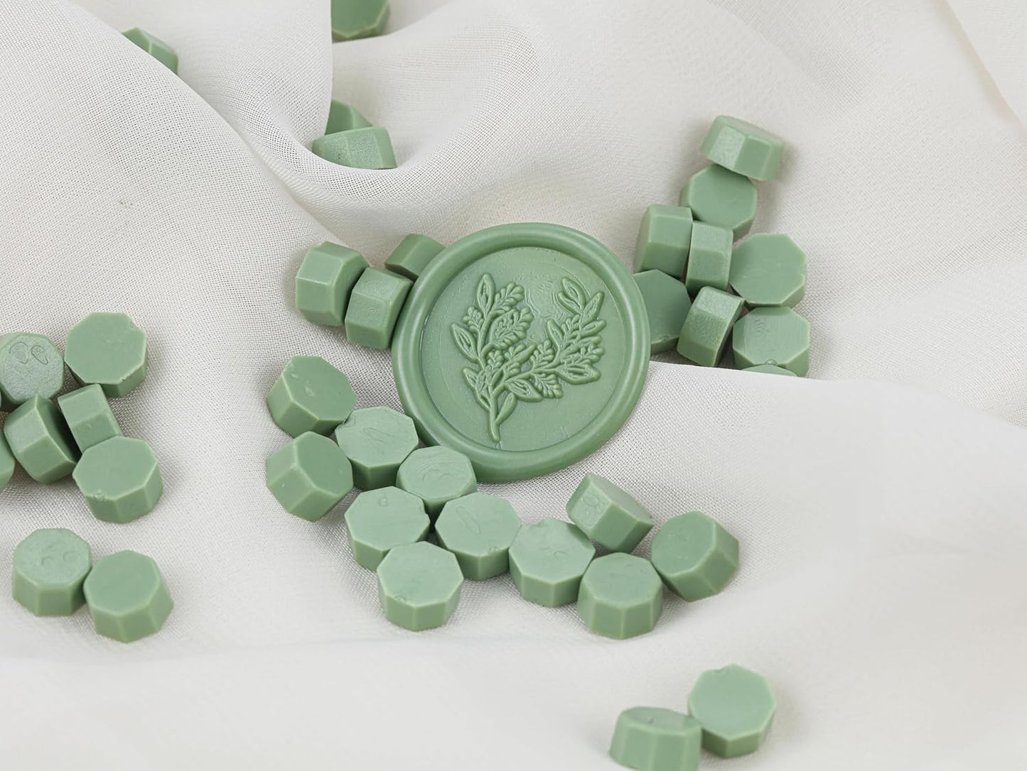 Yoption 360Pcs Sage Green Sealing Wax Beads, Sealing Wax Kit for Wax Seal Stamp, Hexagon Wax Seal Beads with 4Pcs Tea Candles and 2 Wax Seal Spoon