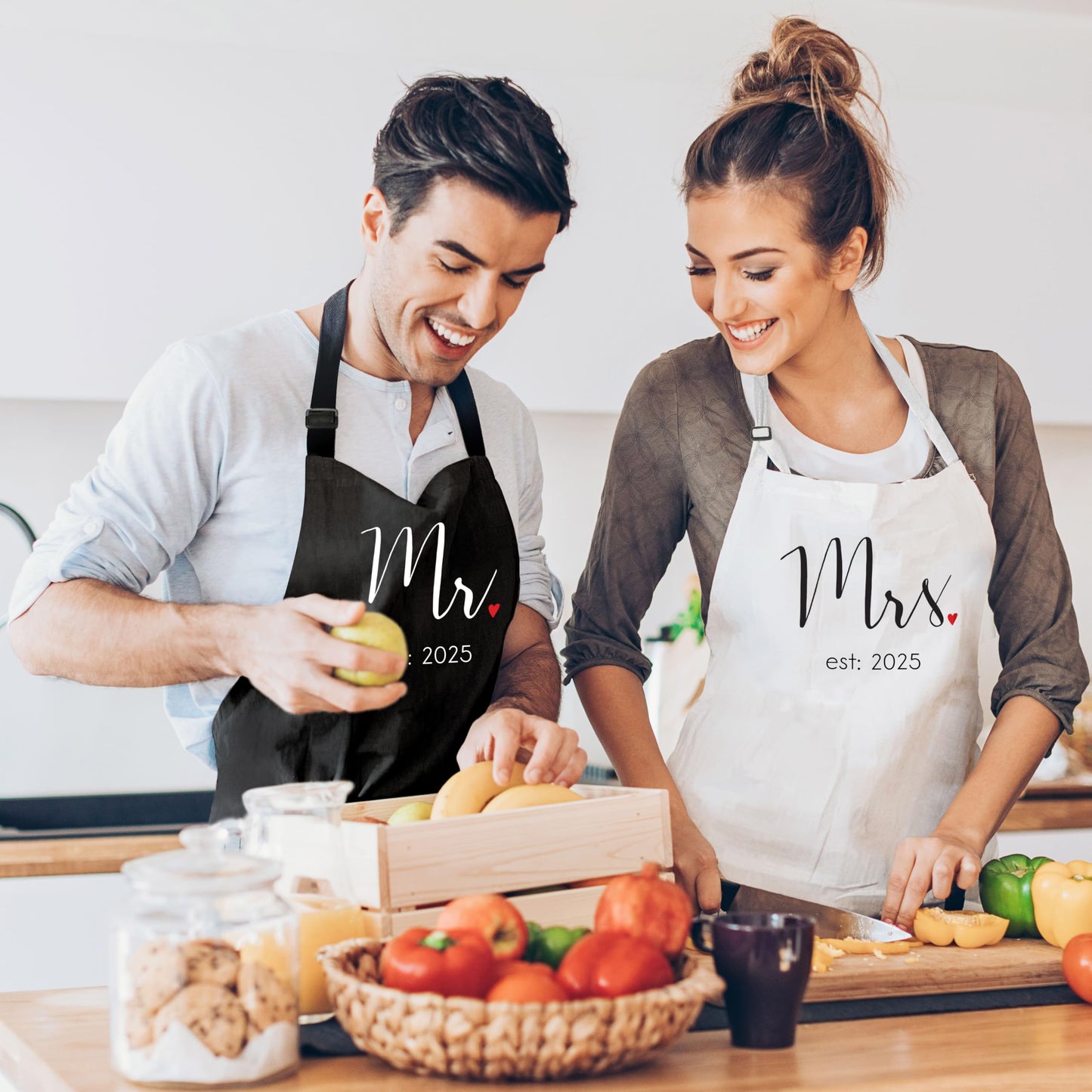 Prazoli Products Mr Mrs Apron Set - Engagement Gifts, Wedding & Bridal Shower Gifts for Couple (Mr. & Mrs. Est: 2025, Standard)