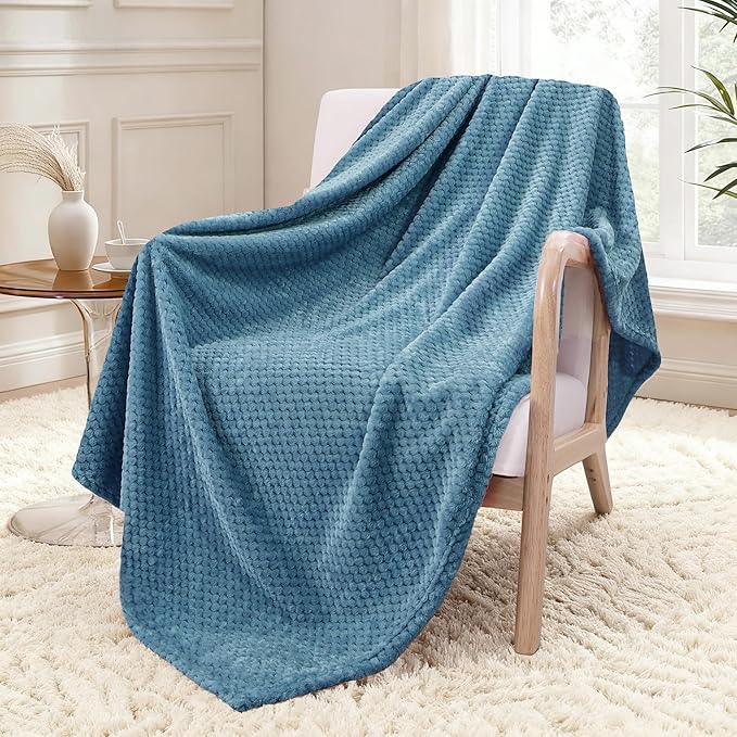 Exclusivo Mezcla Fleece Throw Blanket Extra Large, Super Soft and Warm Blankets for Couch, Sofa and Bed Waffle Textured, C...