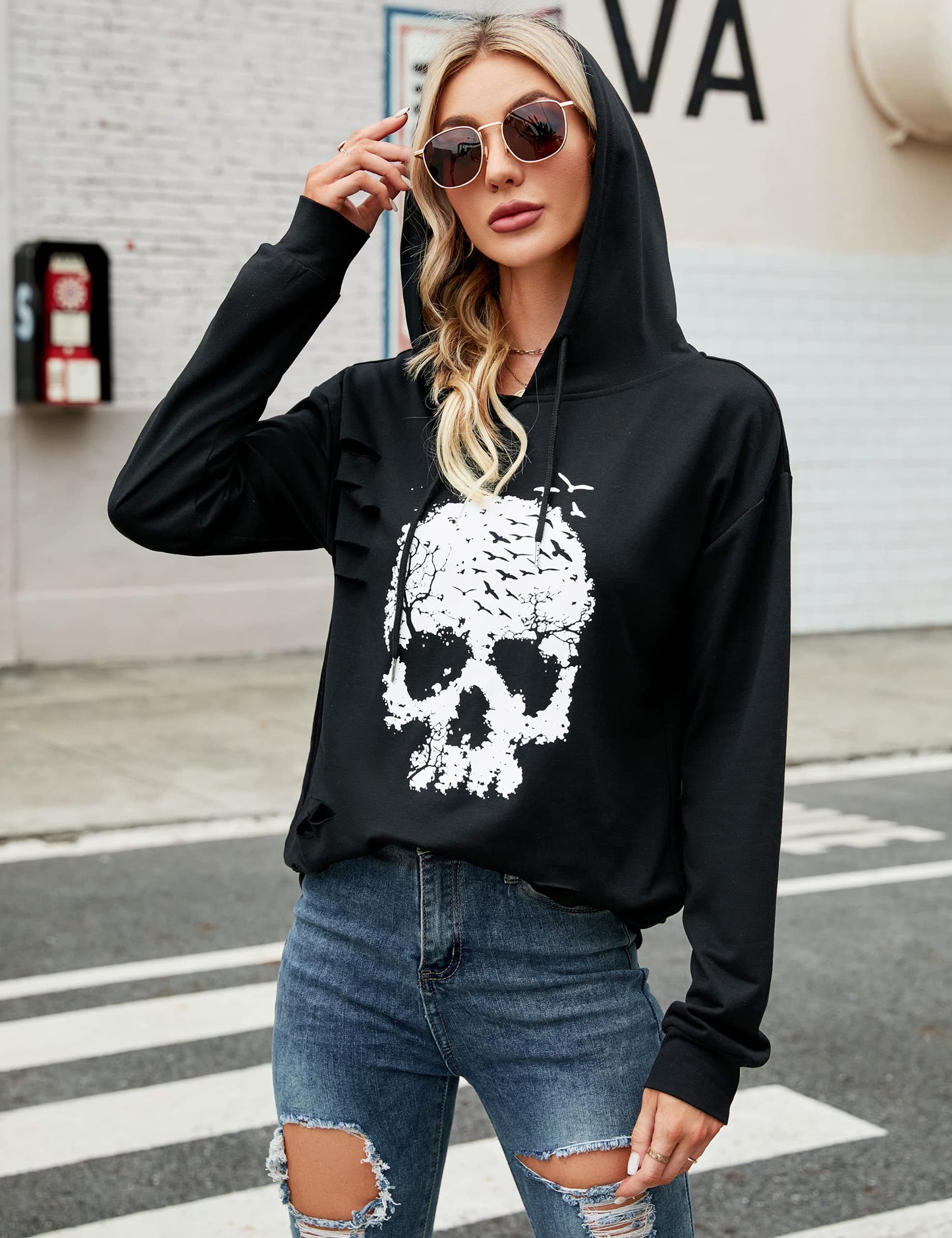 Blooming Jelly Women's Halloween Sweatshirts Skull Graphic Hoodies Long Sleeve Pullover Gothic Fall Trendy Outfits 2024 (Large, Black Hoodie-2)