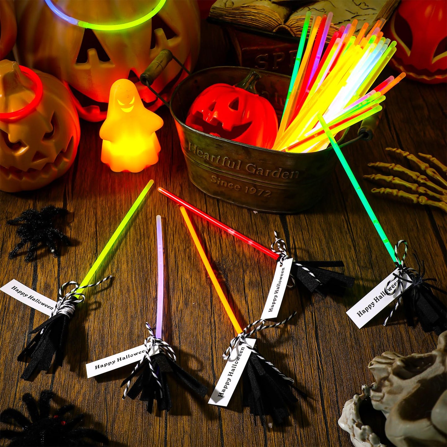 JellyArch 100 Set Halloween Glow Sticks Bulk Party Favors for Trick or Treat Glow in Dark Party Supplies Light Up Sticks with Cards for Halloween Decoration Goodie Bag Filler Basket Stuffers