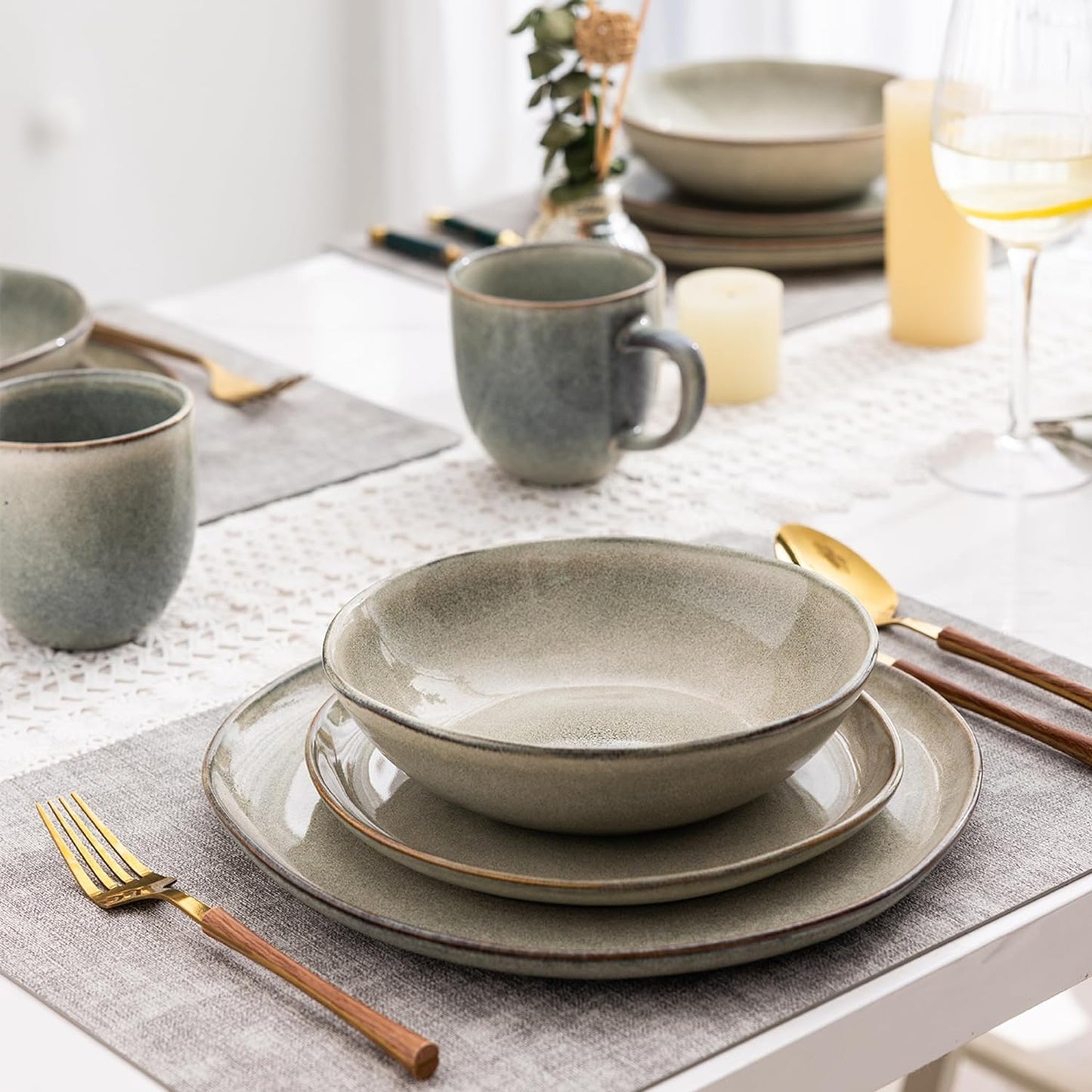 AmorArc Ceramic Dinnerware Sets,Handmade Reactive Glaze Stoneware Plates and Bowls Set,Highly Scratch Resistant | Dishwasher & Microwave Safe Dishes Set,Service for 6 (18pc)
