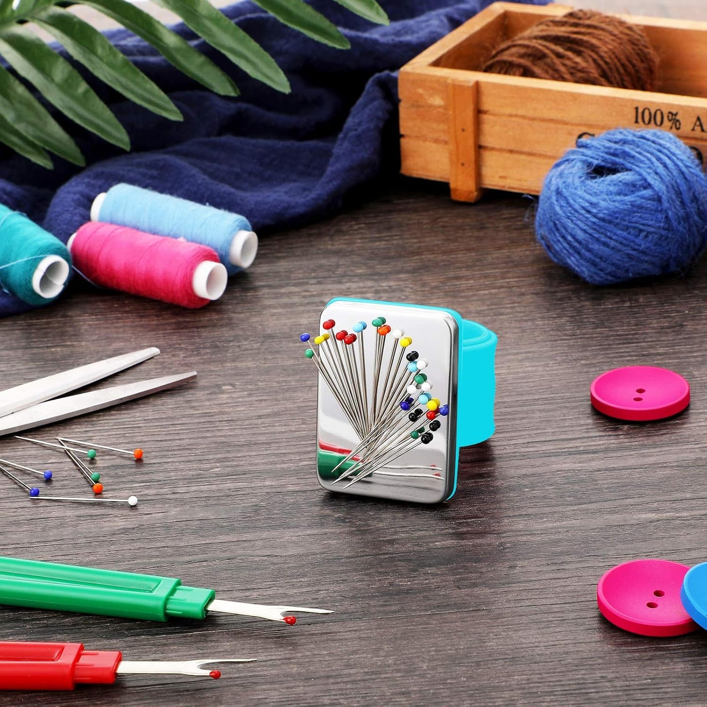 WILLBOND Magnetic Wrist Sewing Pincushion Wrist Magnetic Pin Holder Wristband Pin Cushion Holder with 3 Pcs Stainless Steel Pintail Comb Rat Tail Comb for Hair Clips Hand Sewing(Blue)