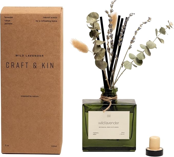 Craft & Kin Christmas Reed Diffuser with Dried Flowers | 5 oz White Lavender Scented Winter Reed Diffusers for Home, Bathroom | Scent Sticks | Elegant Fragrance Home Decor for Men & Women