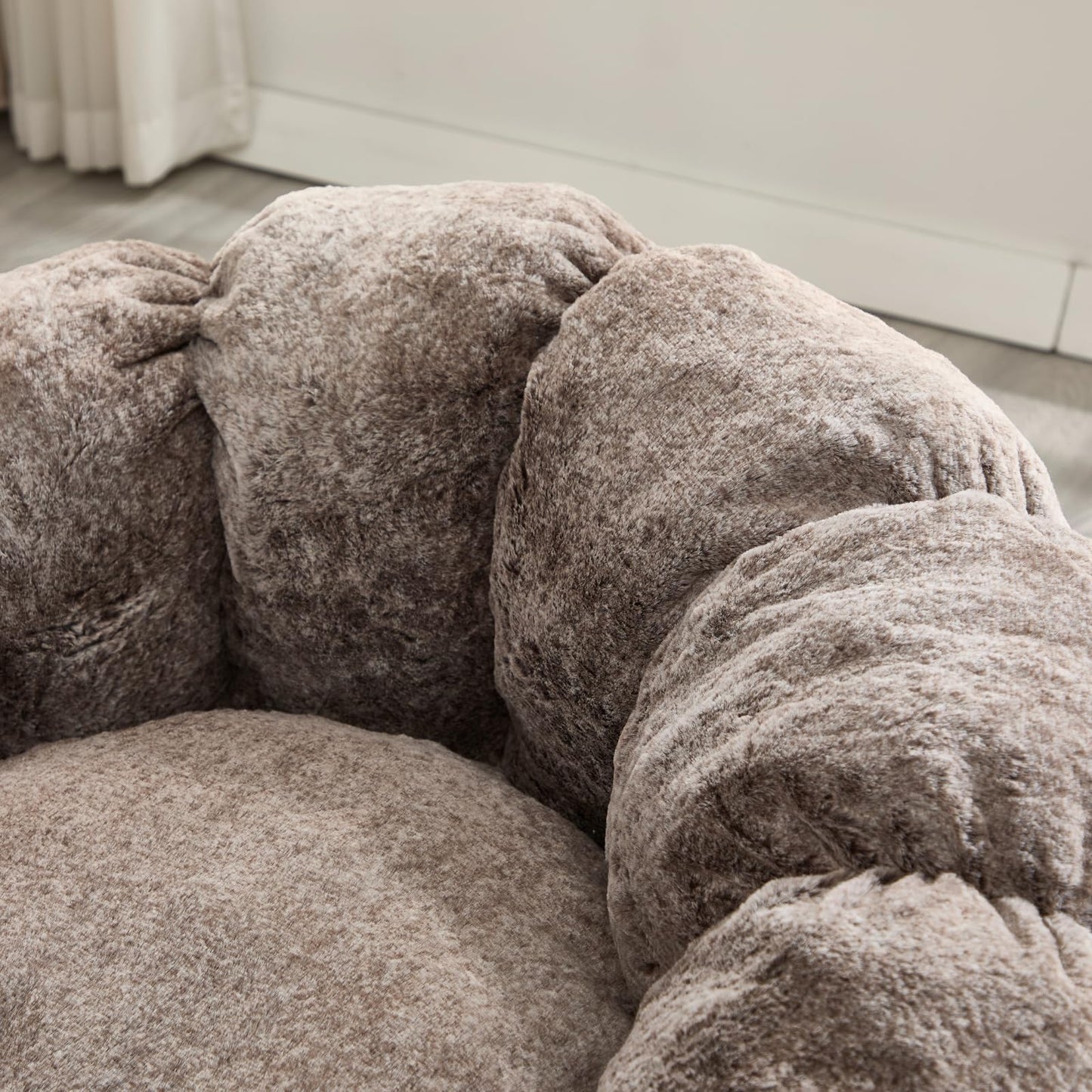 DUOMAY Giant Bean Bag Chair, Faux Fur Cozy Beanbag Chair for Adults, Kids, Round-Shaped Large Bean Bag Couch with Memory Foam for Living Room, Bedroom, Dorm, Brownish