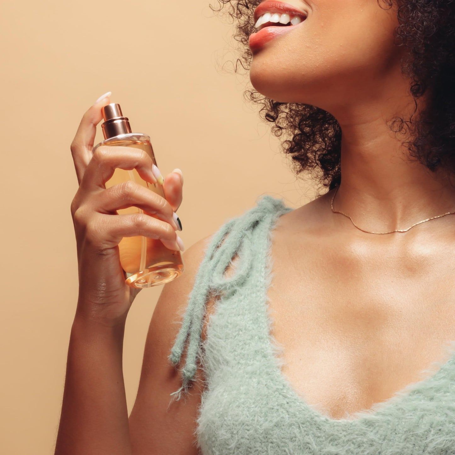 MIX:BAR Vanilla Bourbon Hair + Body Mist, Bedroom Linen Spray - Notes of Sandalwood, Vanilla Bean, Jasmine, Bergamot, 5oz