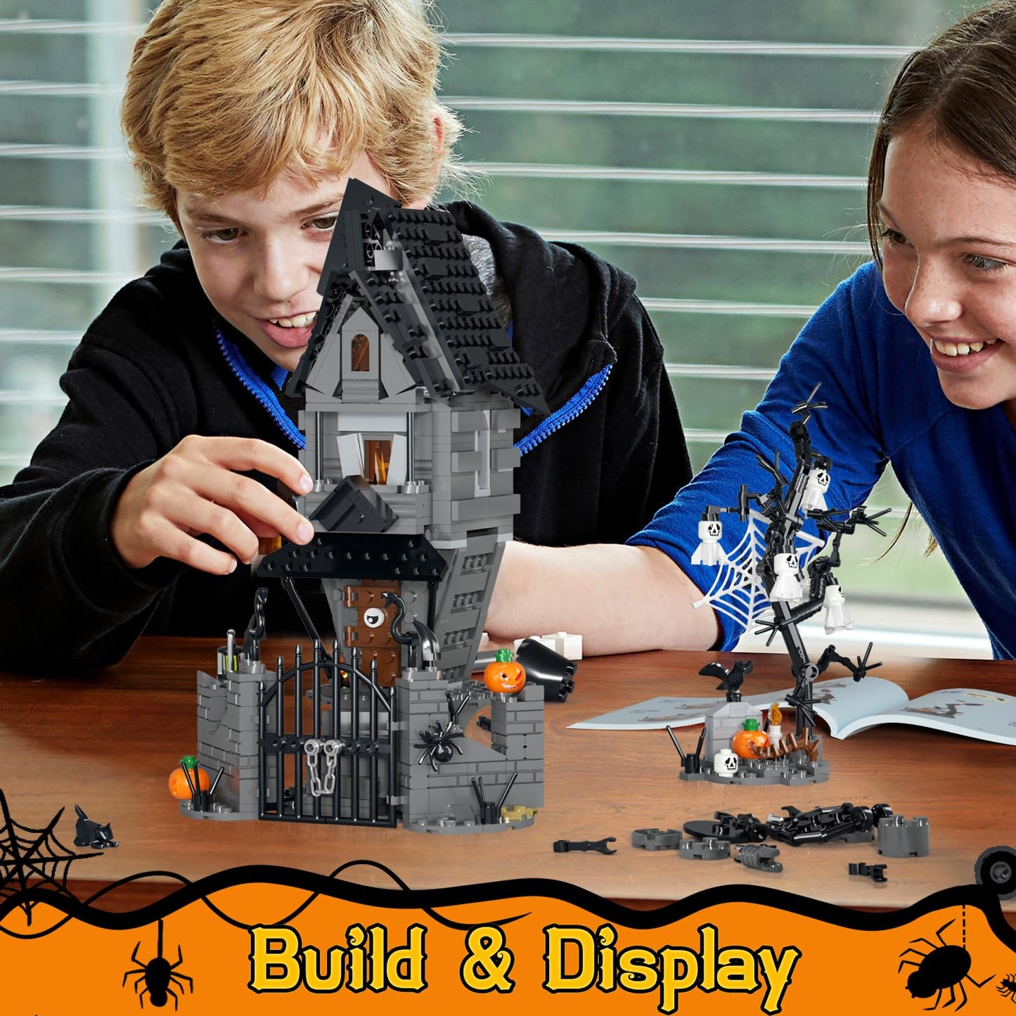 Tweandar Halloween Haunted Mansion Building Set,Before Xmas Haunted House Building Blocks Set with Light, Glow-in-The-Dark Pumpkins and Skeleton Ghosts, Halloween Toys Gifts for Adults & Kids
