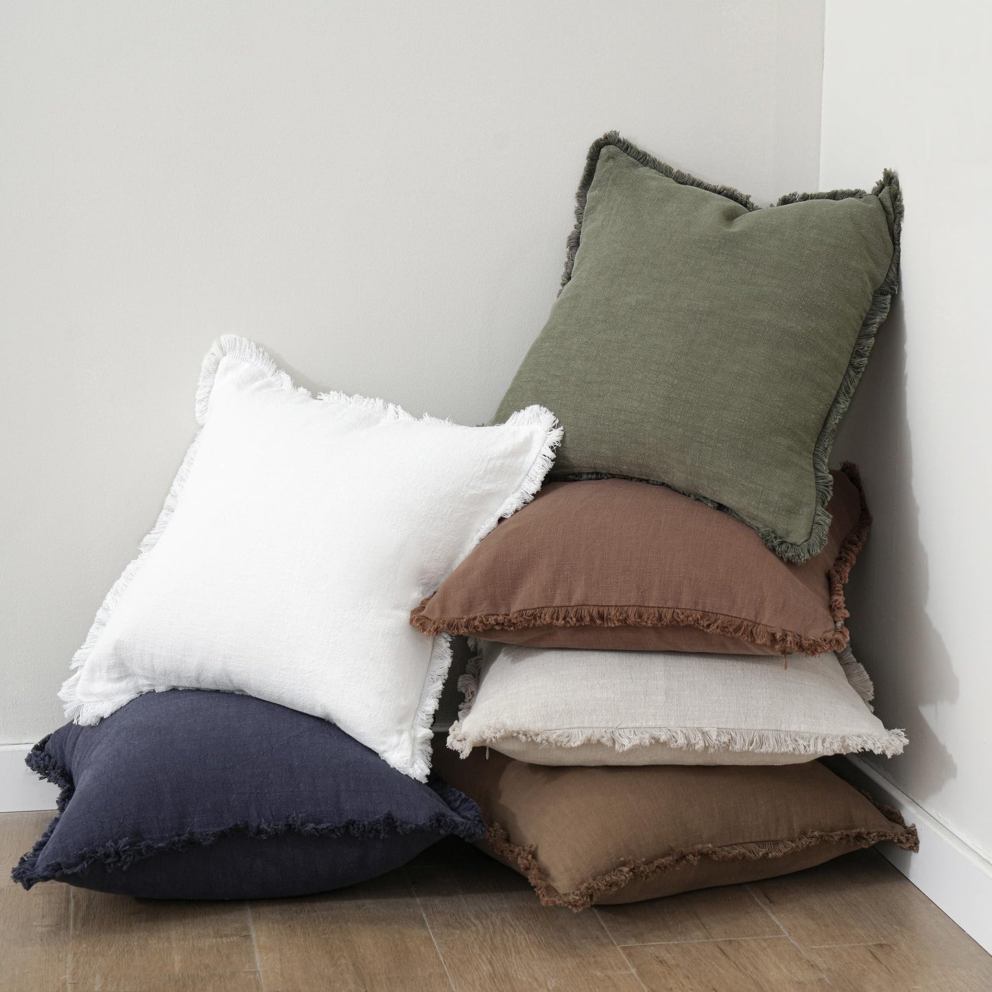 Foindtower Decorative Linen Fringe Lumbar Throw Pillow Covers Cozy Boho Farmhouse Cushion Cover with Tassel Soft Accent Pillowcase for Sofa Bed Living Room Home Decor, 12×20 Inch, 1PC, Olive Green