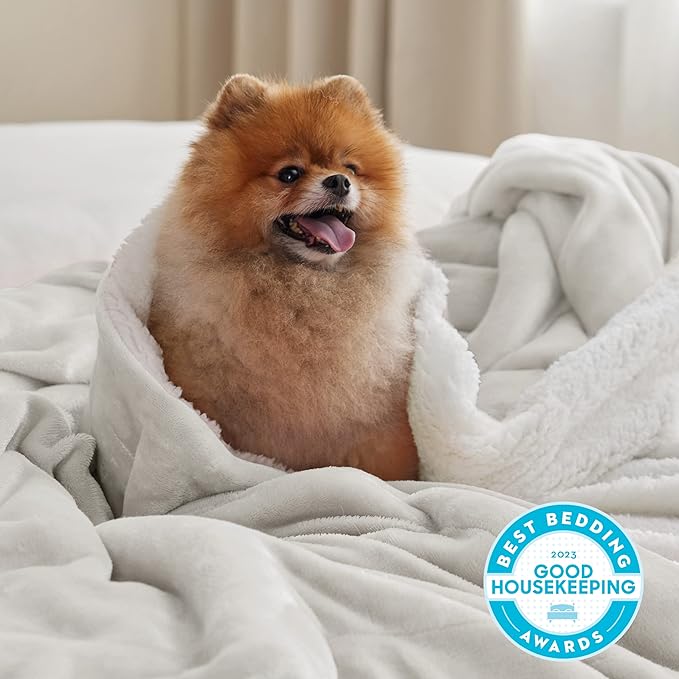 Bedsure GentleSoft Sherpa Fleece Blankets King Size for Bed - Thick and Warm Throw for Women and Men, Soft Fuzzy Plush King Blanket for Winter, Non-Heated, Linen, 108x90 Inches
