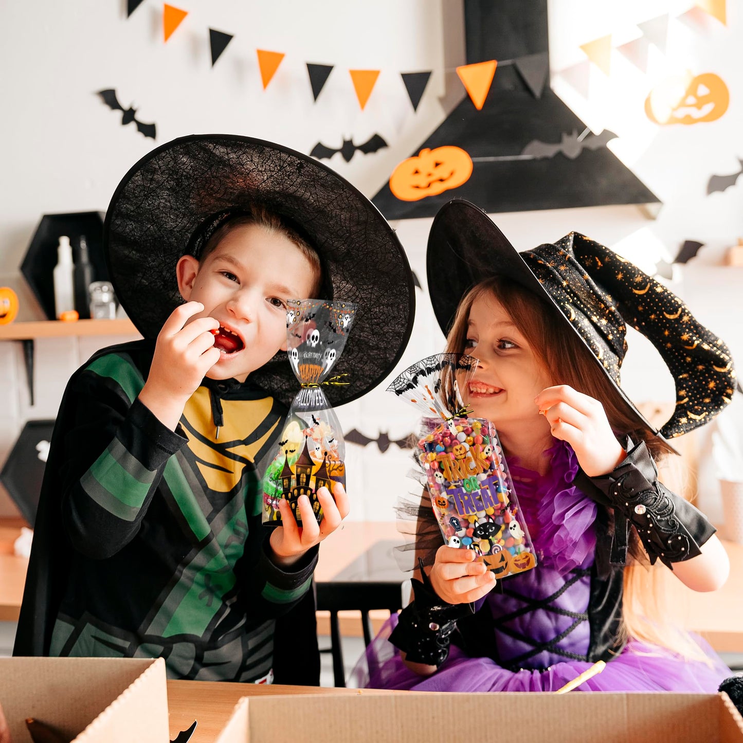 Halloween Party Favors - 120 PCS Halloween Cellophane Treat Bags - Goodie Bags for Kids | Candy Snack Cookie Trick or Treat Gift Basket Party Decorations Crafts Supplies Indoor Outdoor,5.1x10.6 Inch