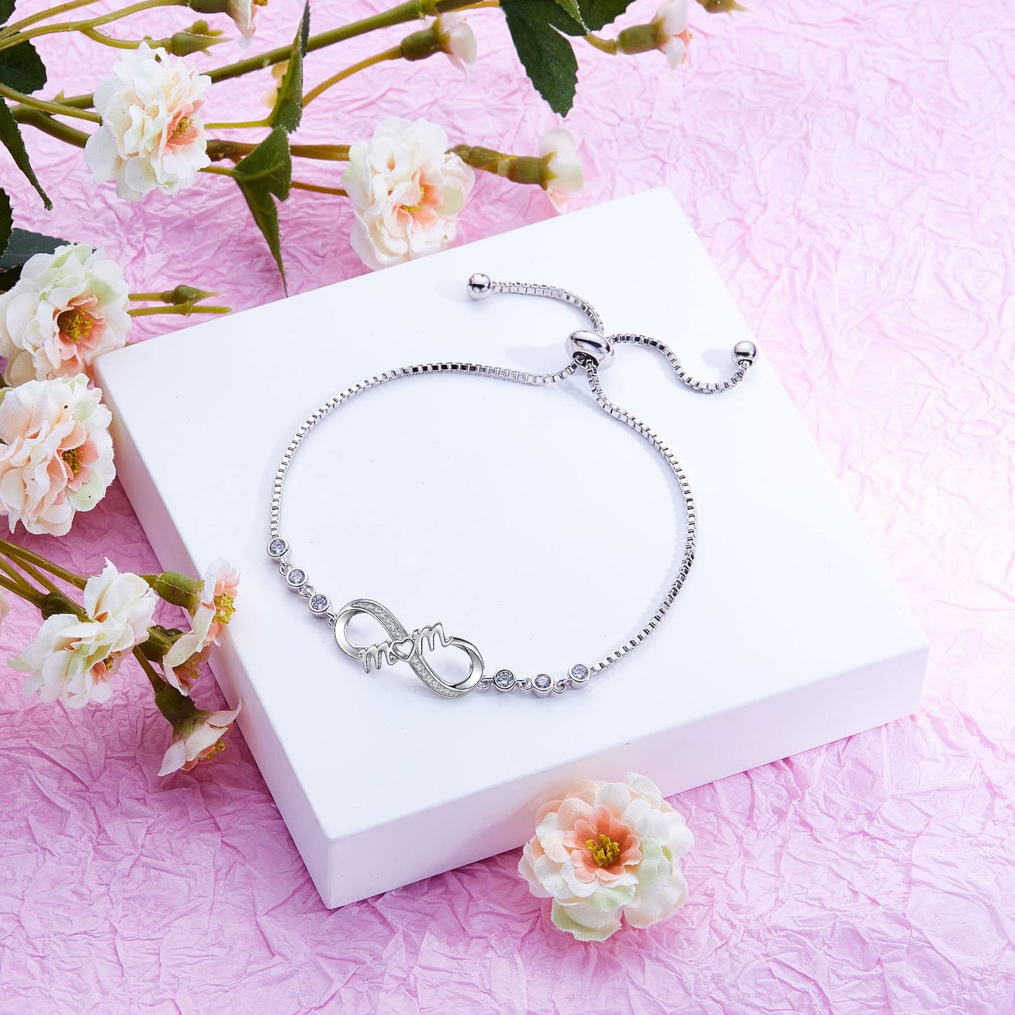 Gifts for Mom, Infinity Bracelets for Women Wife, Birthday Mothers Day Jewelry Presents for Mom from Daughter Son