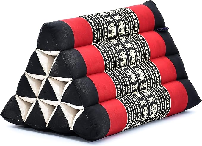 Leewadee Triangle Cushion – Comfortable Backrest for TV or Reading, Incline Pillow for Relaxing Made of Kapok, 20 x 13 x 13 inches, Black Red